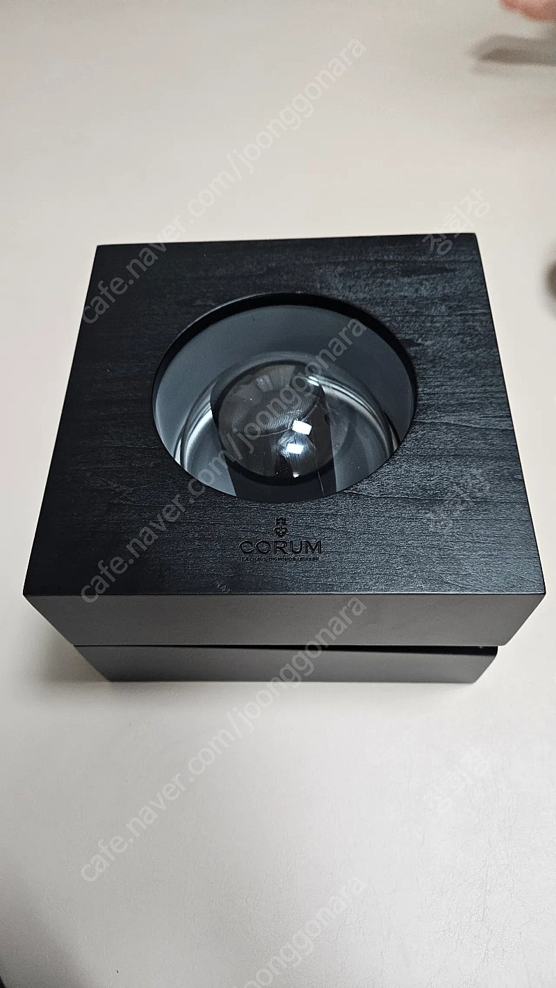 코룸 or 코럼 CORUM 시계박스, 쇼케이스--0
