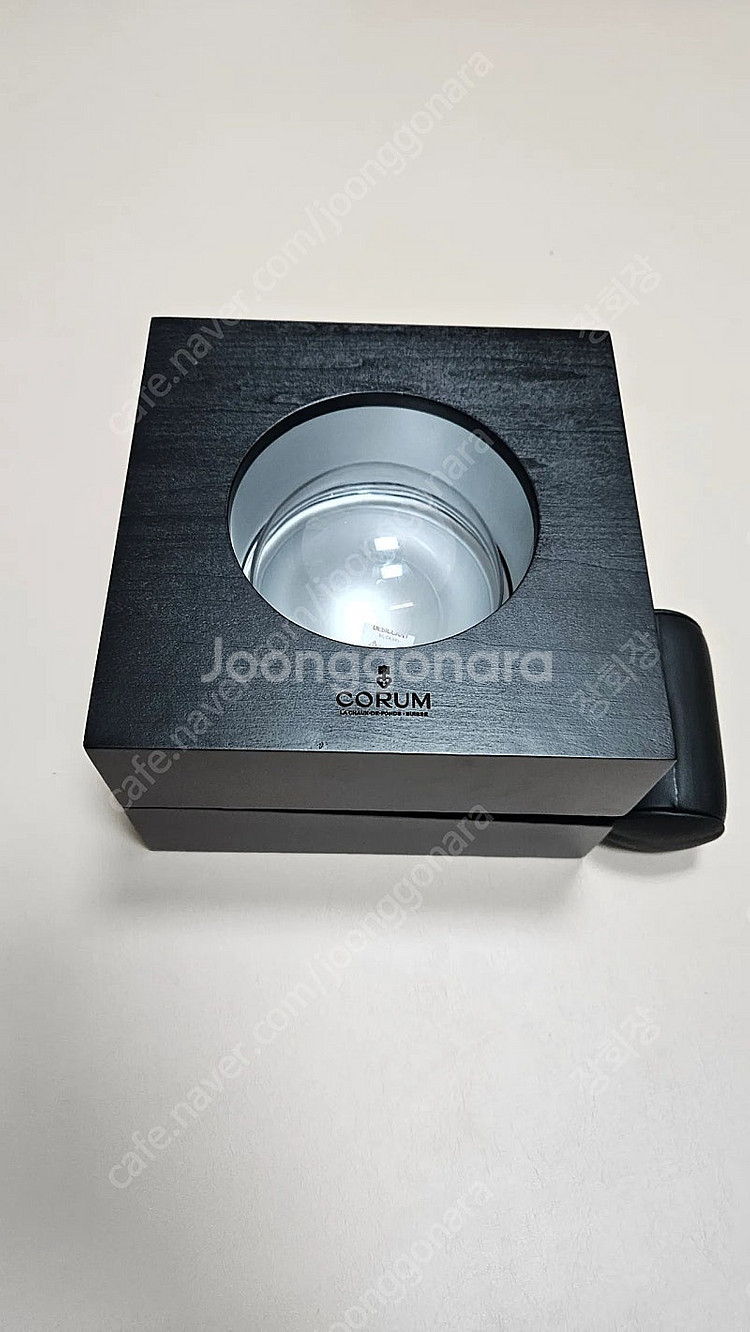 코룸 or 코럼 CORUM 시계박스, 쇼케이스--3