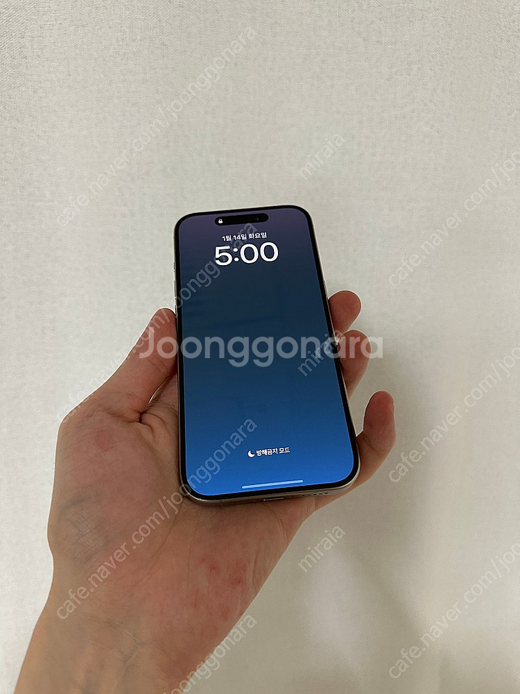 아이폰 15프로 배터리 100퍼 싸게 판매해요--0
