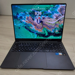 갤럭시북3 프로(NT960XFT-A51A) i5/16인치(40.6cm)/512G 팝니다. 거의 새 것