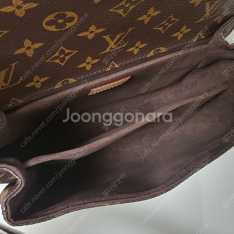 루이비통 포쉐트 메티스 190만--5