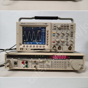 Stanford DS360 Ultra Low Distortion Function Generator