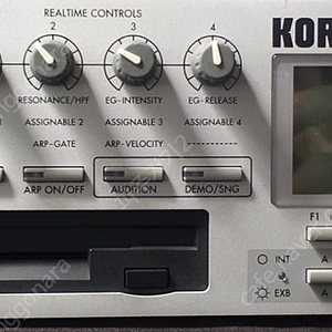 korg triton rack 구매원합니다