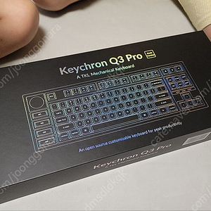 키크론 Q3 Pro se (유무선,풀알루미늄,핫스왑,qmk.via지원) 바나나축 풀박스