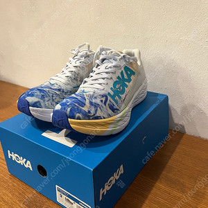 호카 로켓 x 270 새상품 (hoka rocket x)