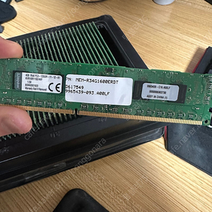 데스크탑 메모리 램 ddr3 Kingston 4gb 1Rx8 PC3 - 12800R -11 - 12 A1