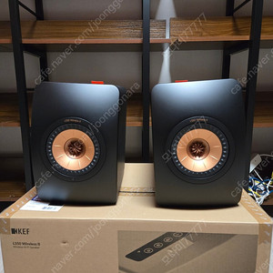 KEF LS50 W2