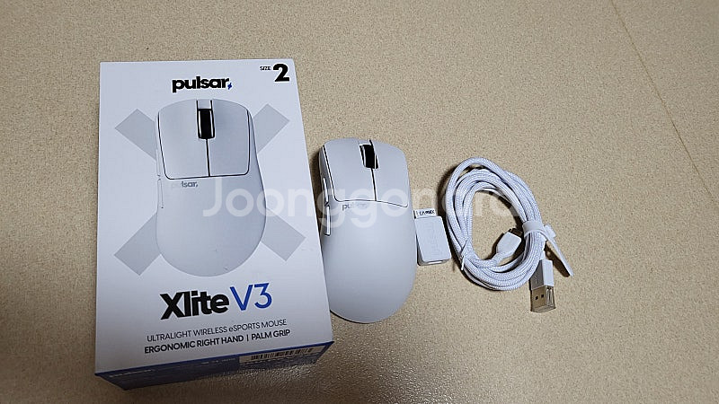 펄사 xlite v3 미디움 판매합니다. (택포 55,...--0