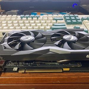 ZOTAC GAMING 지포스 GTX 1660 SUPER 중고 판매합니다.