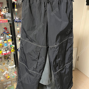 Supreme x Nike Ripstop Track Pant Black M사이즈 - 24SS