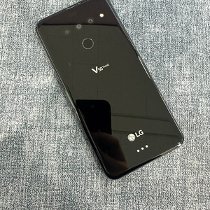 *게임용 서브용* LG V50 128G 블랙 파손없는폰 6만원 판매해요