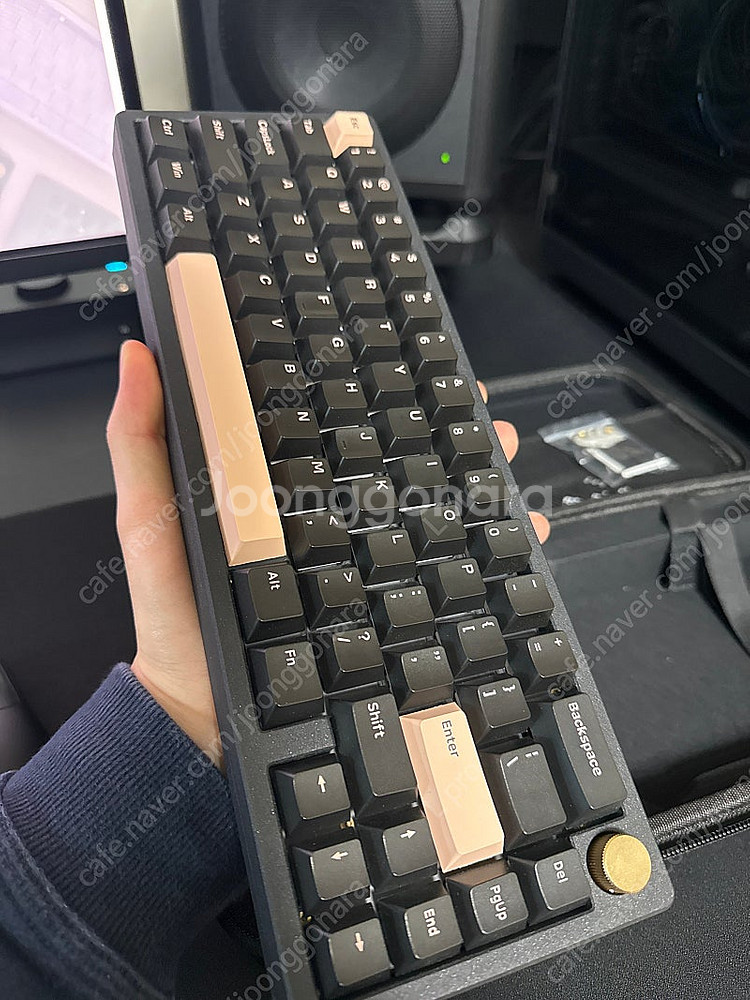 Meletrix Zoom65 올리비아 다크 유선--2