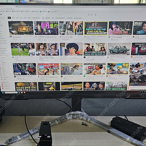 삼성 28인치 오디세이G7 4k 144hz 모니터(모델명 : S28BG700) 팝니다/광주광역시 직거래만