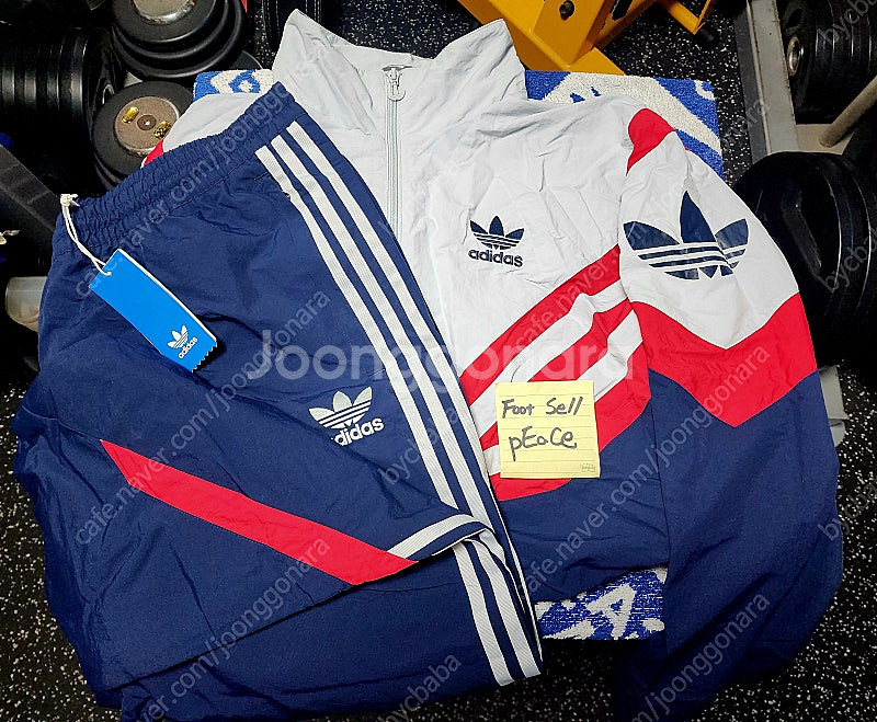 나이키 NRG 솔로스우시 후드 미스틱 그린, 칼하트 디트로이트 자켓 J97 브라운 BRN, 나이키 아노락 하프집 빅...--0