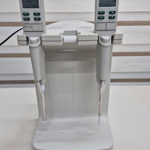 Rainin EDP3 Electronic Pipettes 피펫 / RAININ E3 Rapid Charge Stand