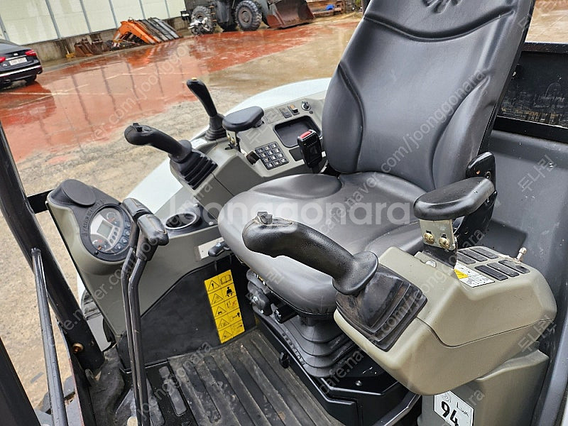 500만원 인하 바브켓 E35Z 2020년식 버켓3종 미니 중고굴삭기 미니035--7