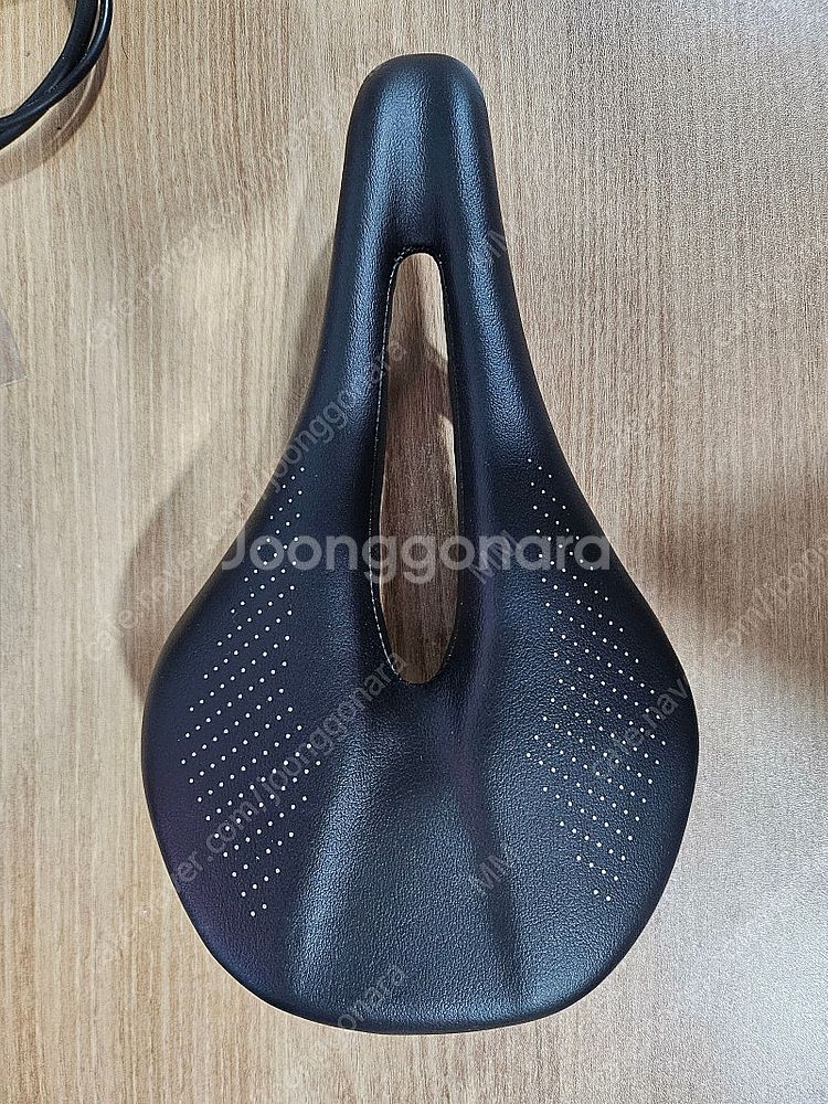 3D 패턴 자전거 안장--2