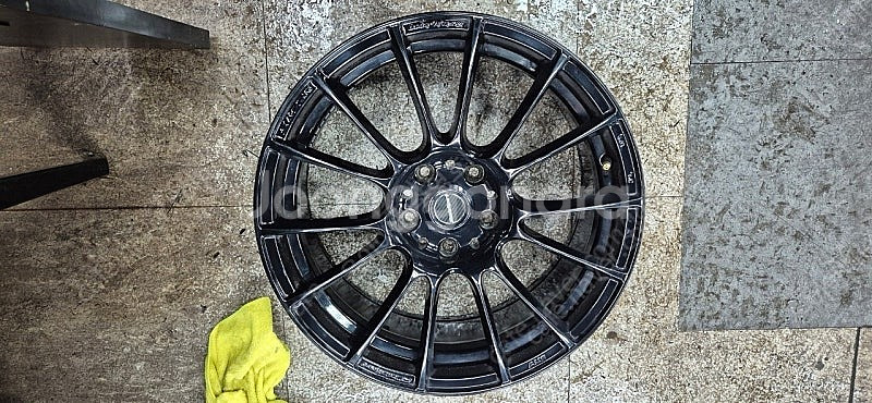 18인치 웨즈 72r 8,5 50 팝니다--5