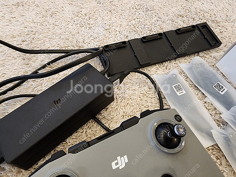 dji air2 조정기 충전기 베터리 프로펠러 판매--4