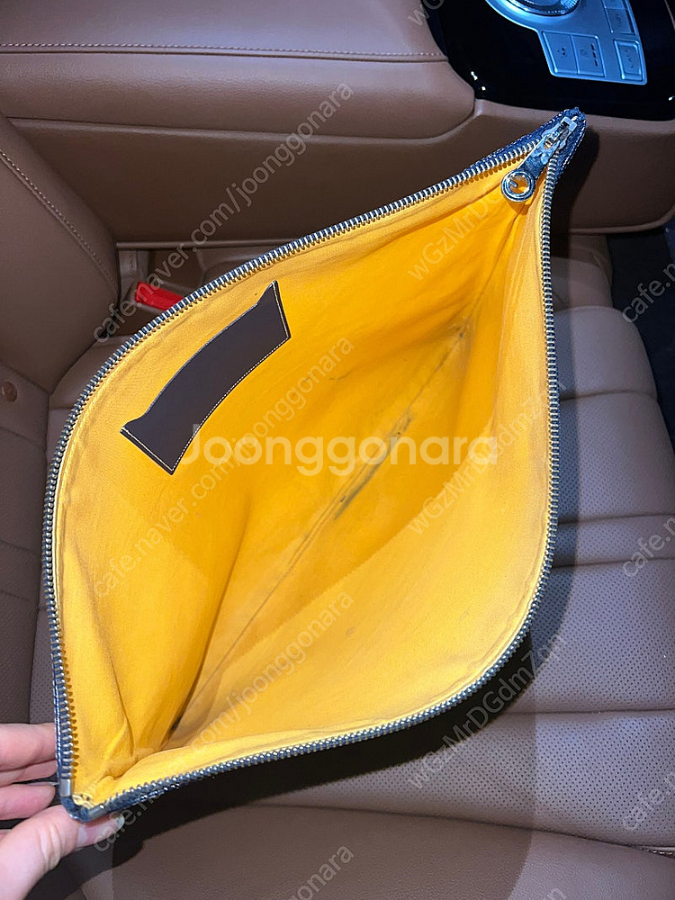 고야드 클러치 GM 스폐셜컬러 네이비--4