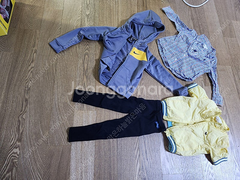 폴로 셔츠 24M,블루독 반팔점퍼,나이키3T 후드집업....--0