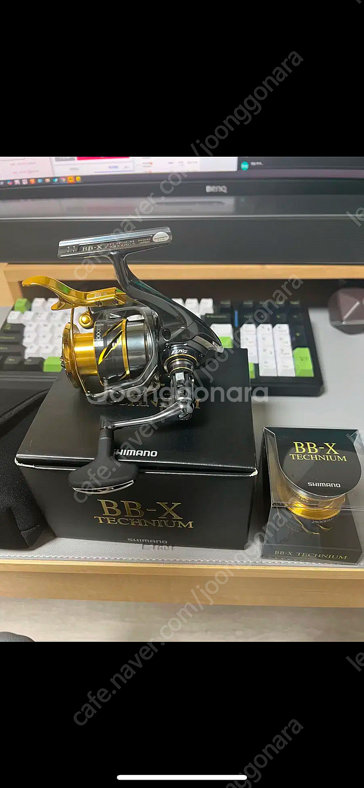 21테크늄 좌핸들3000dxg+보조스풀2500(새상품)...--0