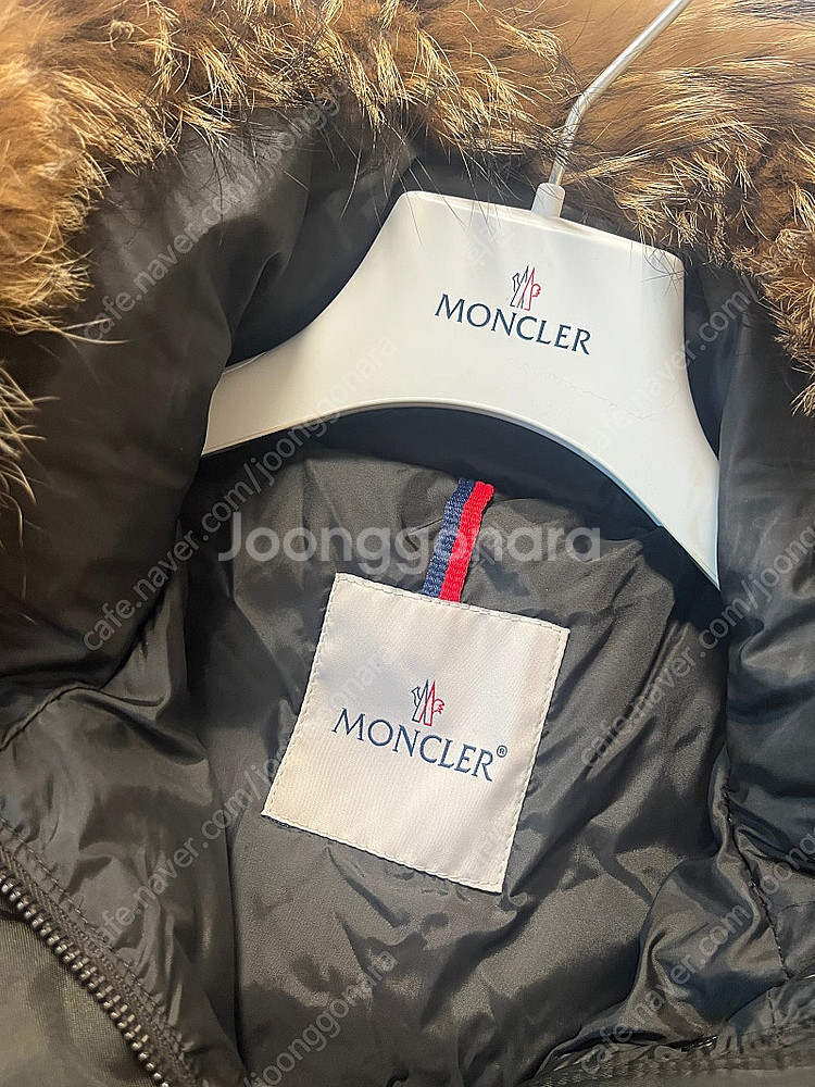 몽클레어 여성 패딩--1