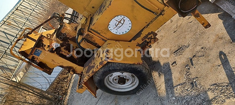 목재 잔가지 파쇄기--3