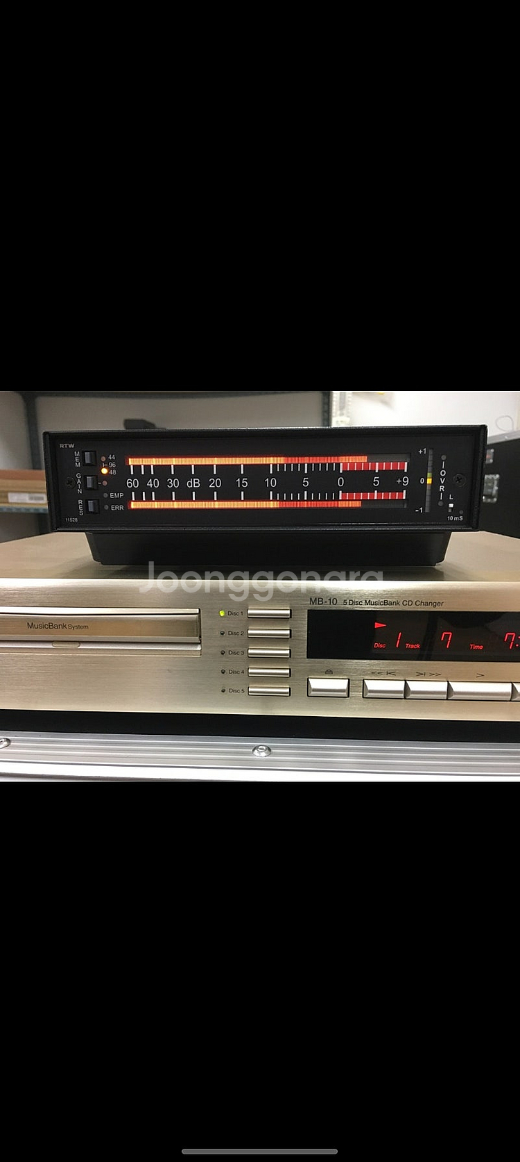 독일 RTW 11528G AES/EBU 디지털 레벨메터--0