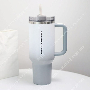 (판매완료)스타벅스 SS 스탠리 그레이 켄처 텀블러 1183ml(40oz), 핸들, 손잡이, 2024 여름 MD