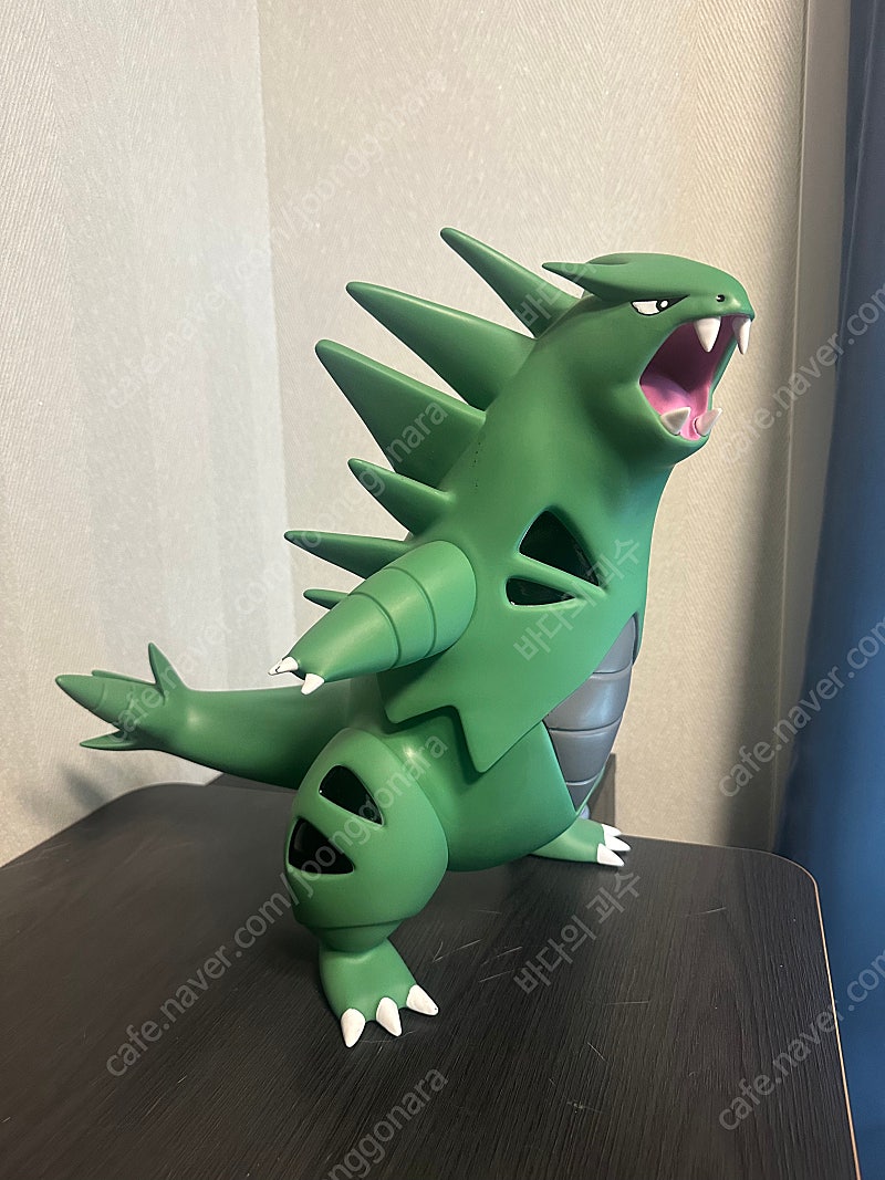 엑스플러스 기간틱 신고질라 클리어 레드 | 중고나라 - 안심되는 중고거래