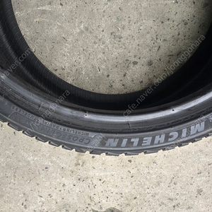 255/35R19 미쉐리 cc2