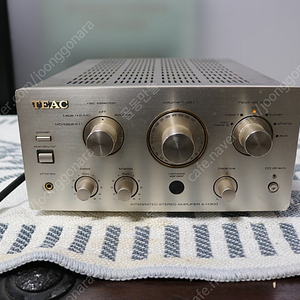 TEAC (티악) 앰프 판매합니다 A-H300