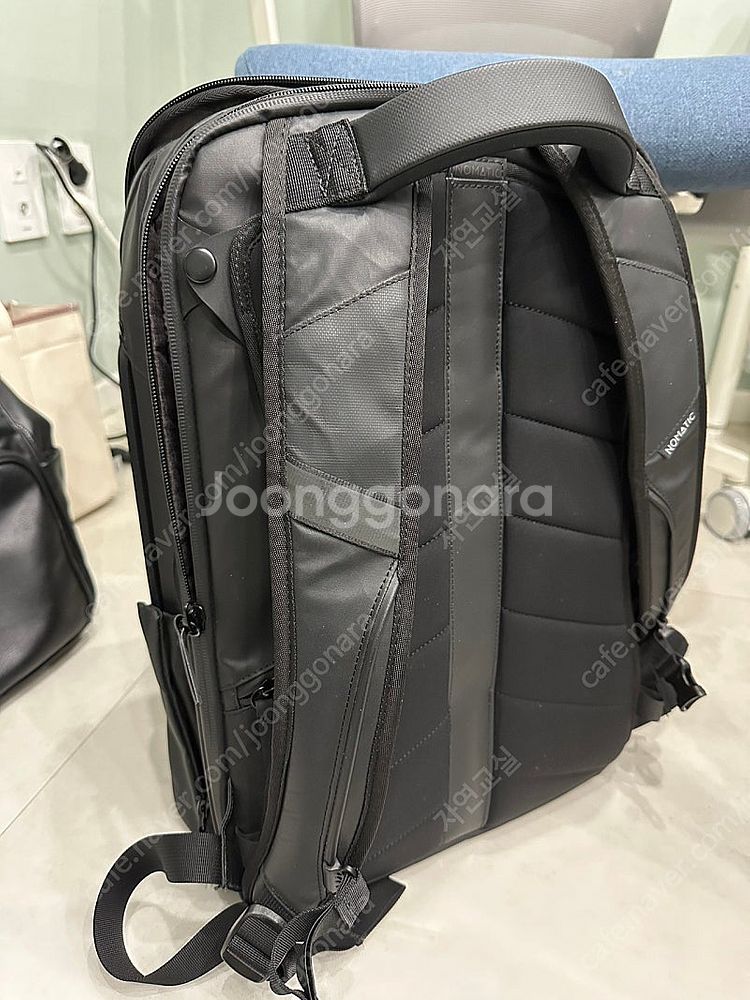 노메틱 트래플팩 V2 20L 백팩 블랙 팝니다--1
