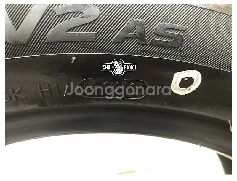 임판급 중고타이어 한국타이어 벤투스 V2AS 215/5...--3
