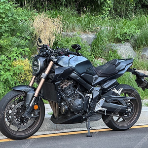 부산 23년식 CB650R 맷그레이