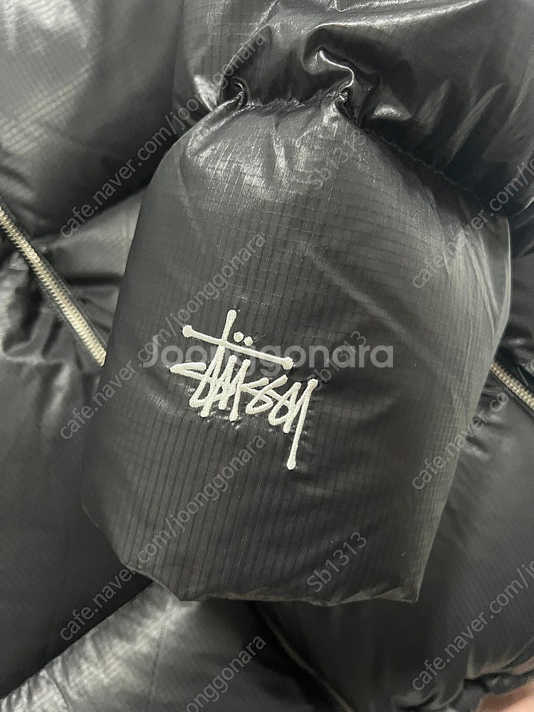 스투시 다운 퍼퍼 패딩 판매합니다--4
