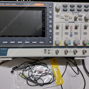 GW INSTEK GDS-1104B Oscilloscope 디지털 오실로스코프