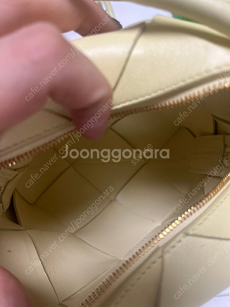 보테가베네타 미니카세트백--7