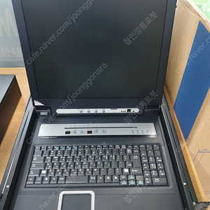 ATEN 8포트 Slideaway LCD KVM 스위치 판매합니다.