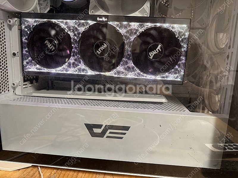 이엠텍 rtx4090 24gb 게임락 팝니다--0