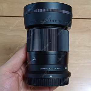 니콘 z 마운트 삼식이 시그마 30mm f1.4 dc dn 판매합니다. 창원.