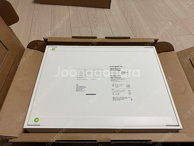 미개봉 맥북에어 15인치(M3), 맥북프로 14인치 (M4) 판매합니다.--3