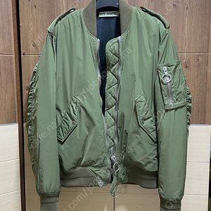 오프화이트 / 16FW 밀리터리 MA-1 봄버 자켓 / 105