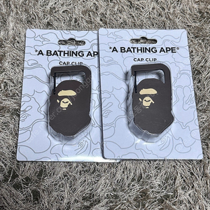 A Bathing Ape 베이프 캡 클립 2개