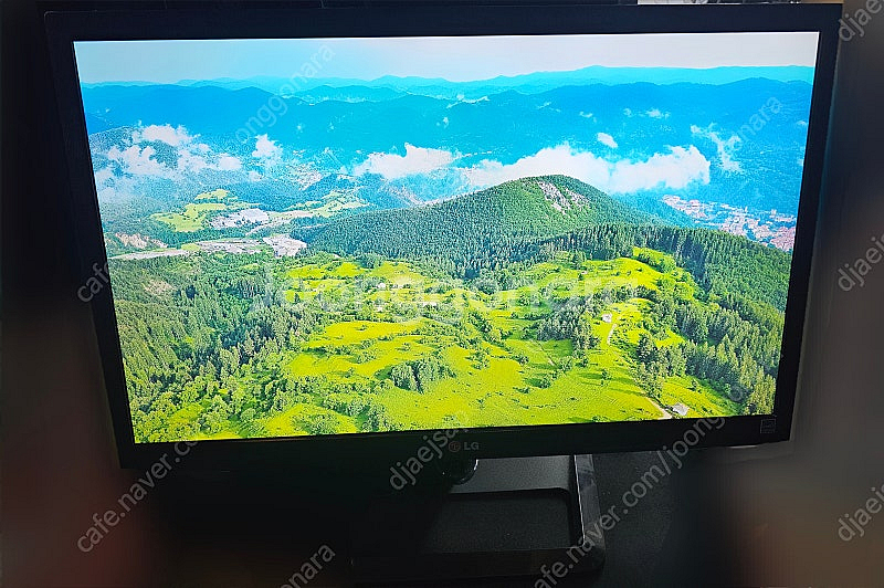 LG 24인치 LED 모니터 24M45HQ 팝니다--1
