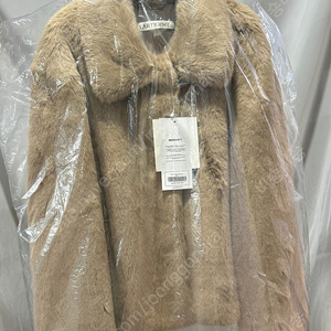 (새제품)라티젠 퍼자켓 LTG7 FUR JACKET(BEIGE)