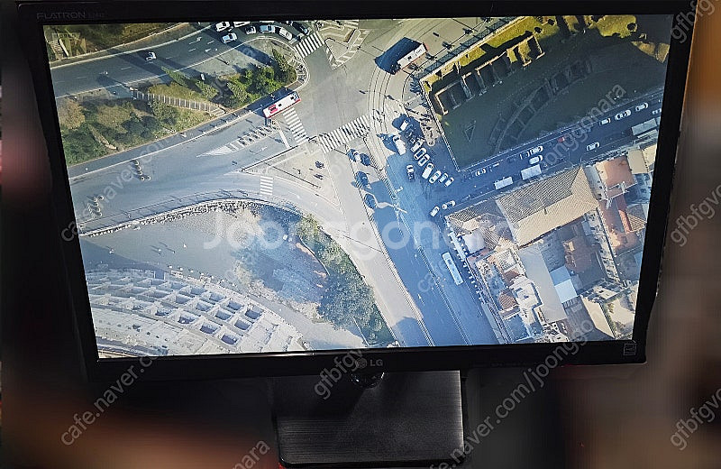 LG 24인치 LED 모니터 E2442V 팝니다--0