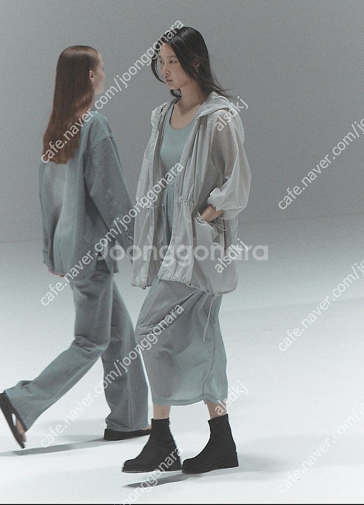아모멘토 23ss 스트링 점퍼--4