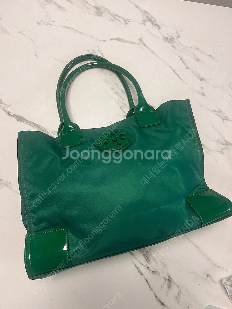 토리버치 정품 숄더백 가방--0